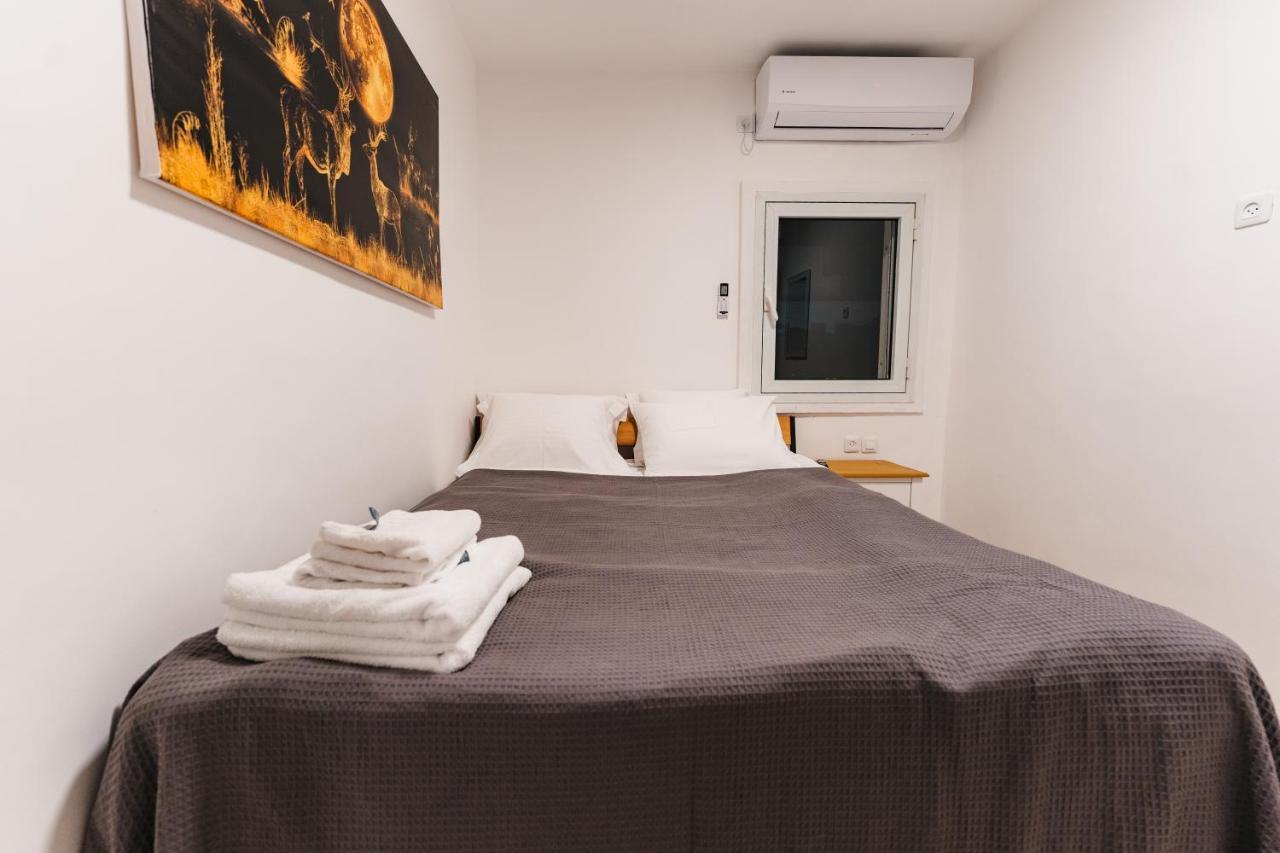 Aristo Machne Yehuda Boutique Apartments Jerusalem Exterior photo